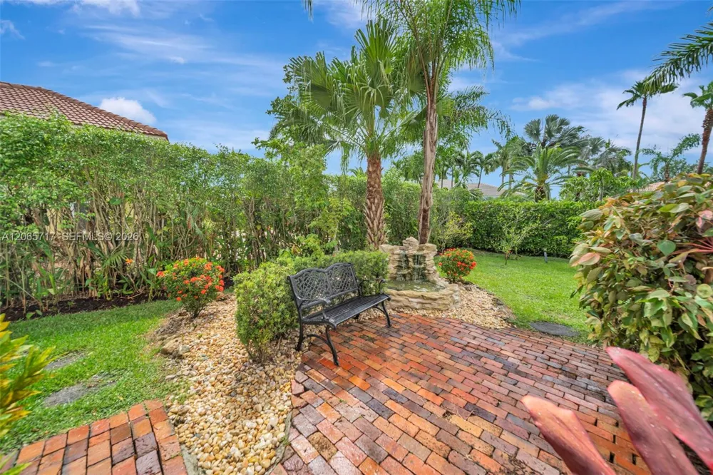12127 NW 9th Dr Coral Springs, FL 33071