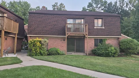 505 MEADOW WOODS LANE
