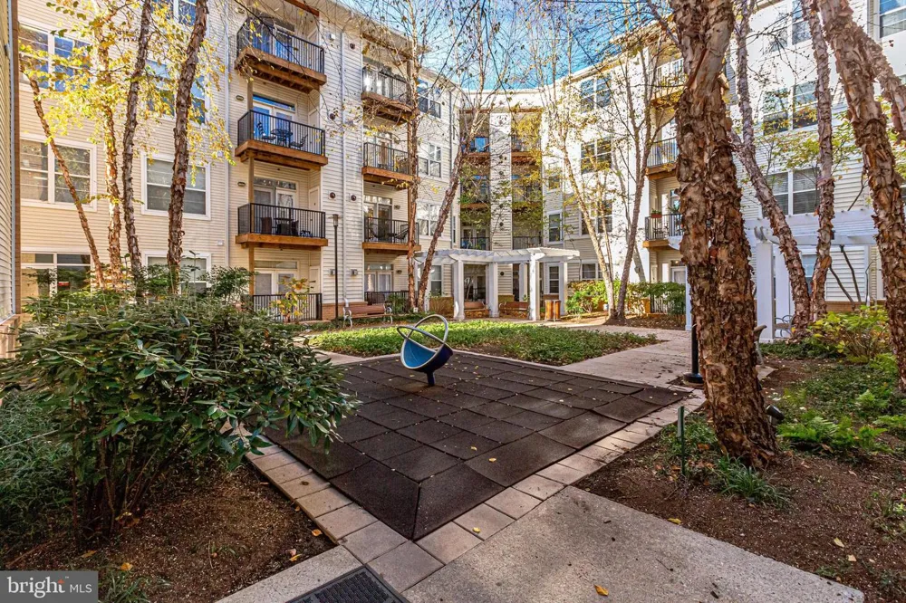 1201 E WEST HIGHWAY #314 Silver Spring, MD 20910
