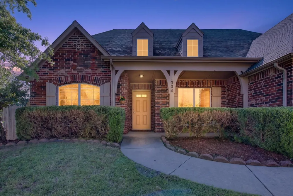 1004 S 75th Street Broken Arrow, OK 74014