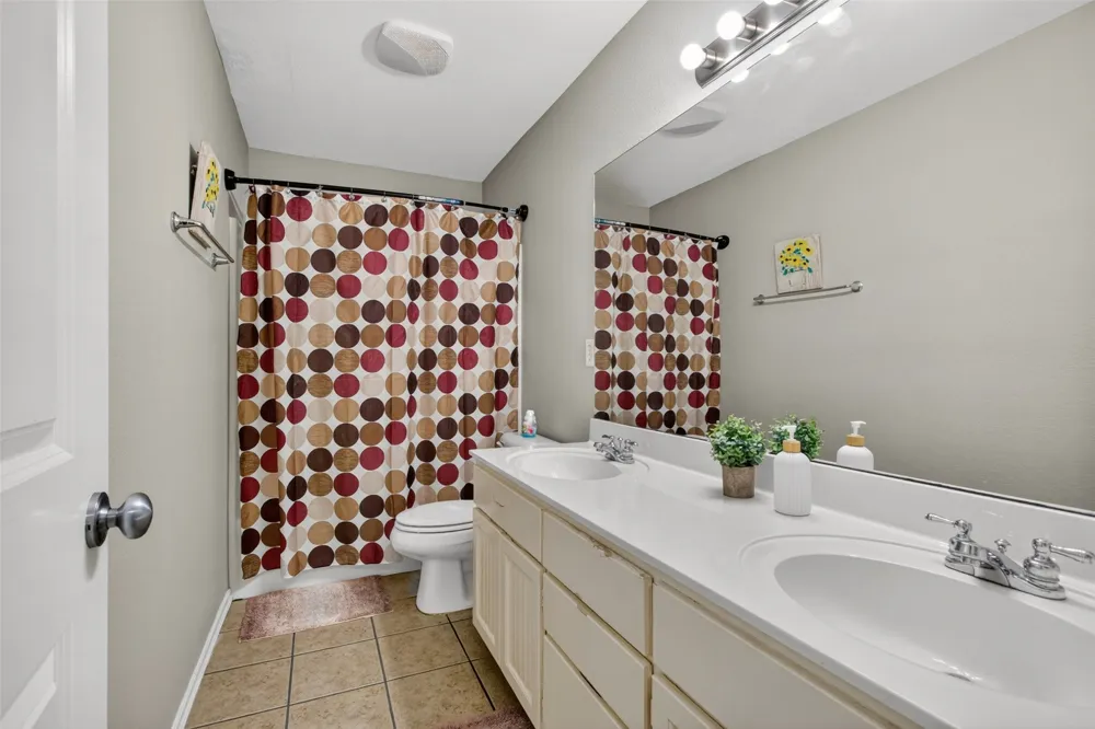 1004 S 75th Street Broken Arrow, OK 74014