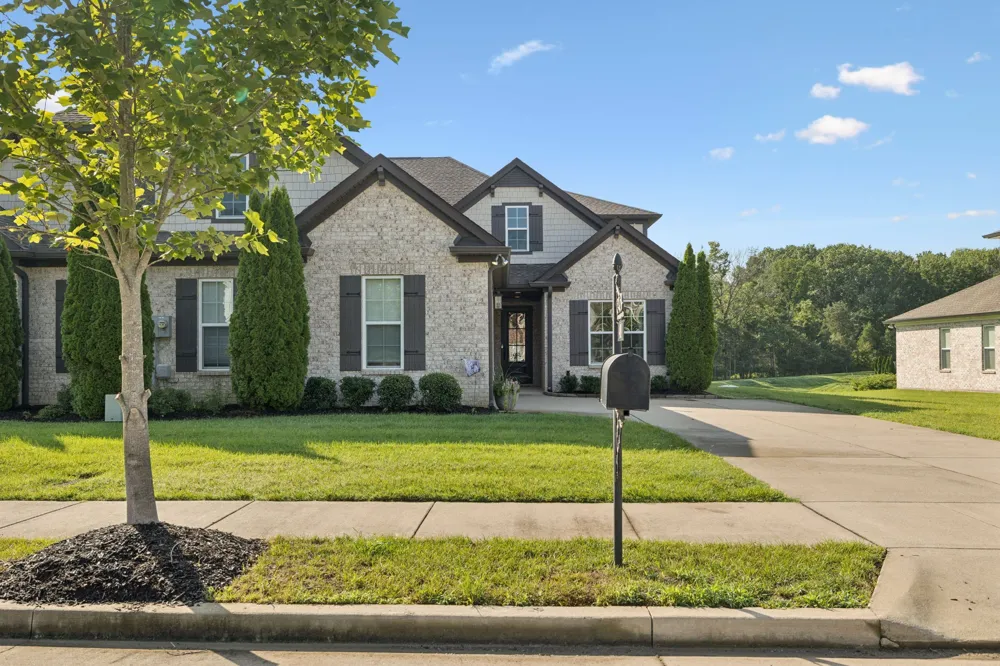 408 Anchor Reserve Cv Hermitage, TN 37076