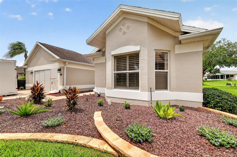 1218 CAMERO DRIVE Lady Lake, FL 32159