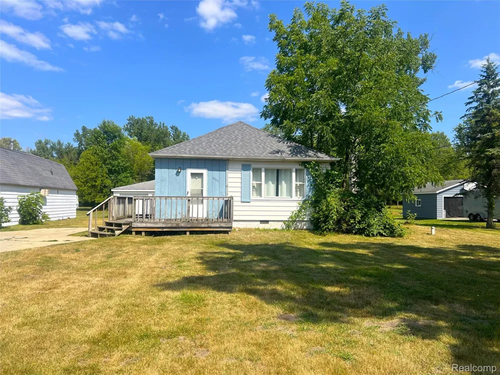 2427 S Vassar Road Davison Township, MI 48423