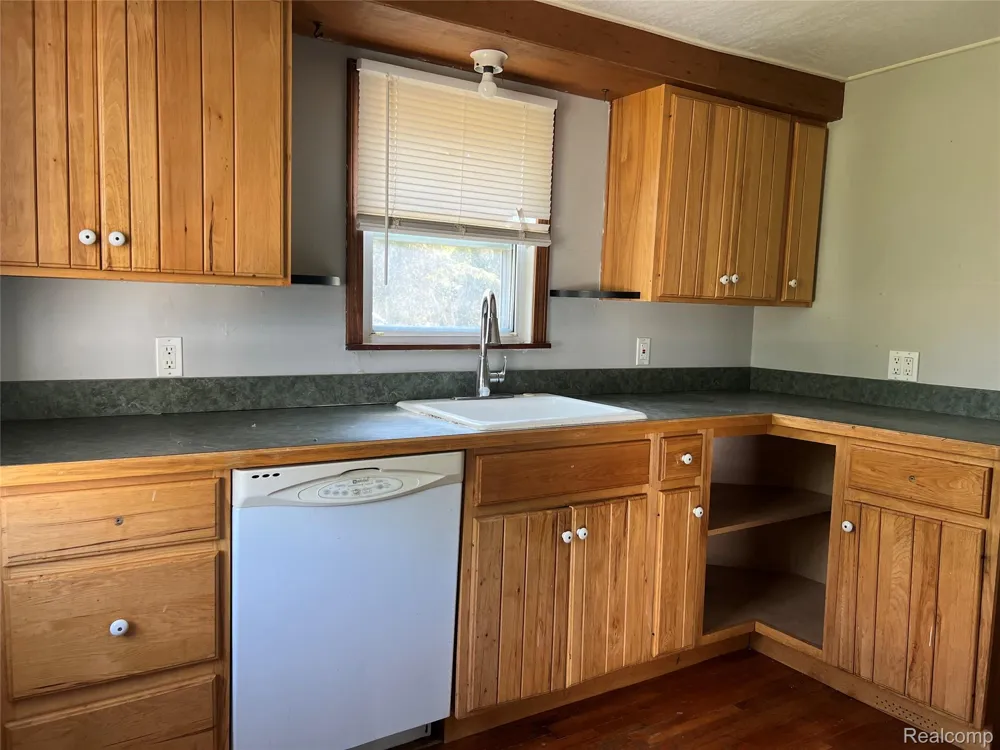 2427 S Vassar Road Davison Township, MI 48423