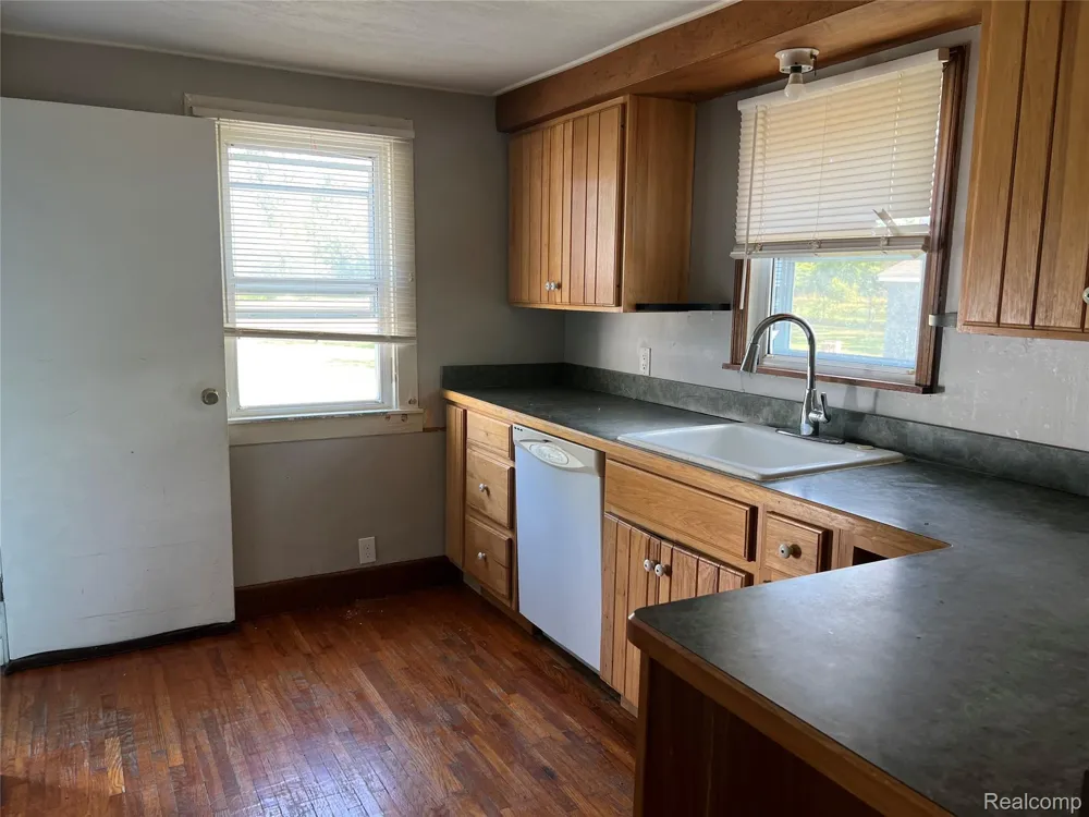 2427 S Vassar Road Davison Township, MI 48423
