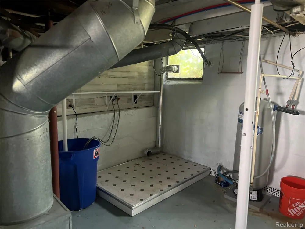 2427 S Vassar Road Davison Township, MI 48423