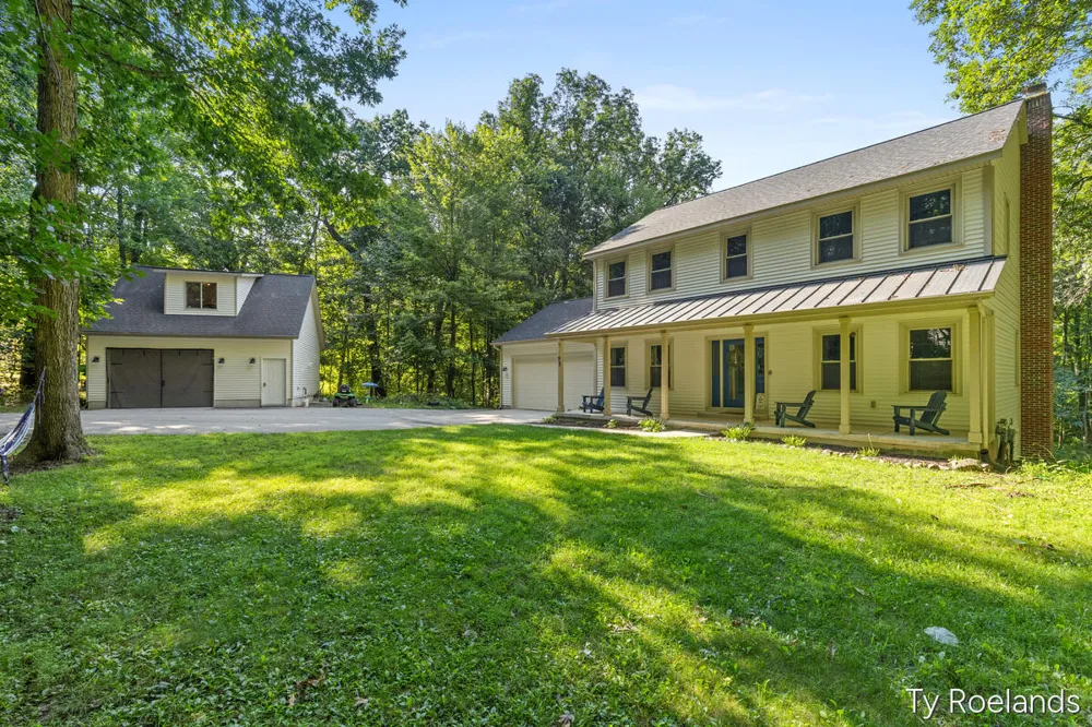 99 Radny Drive SE Lowell, MI 49331