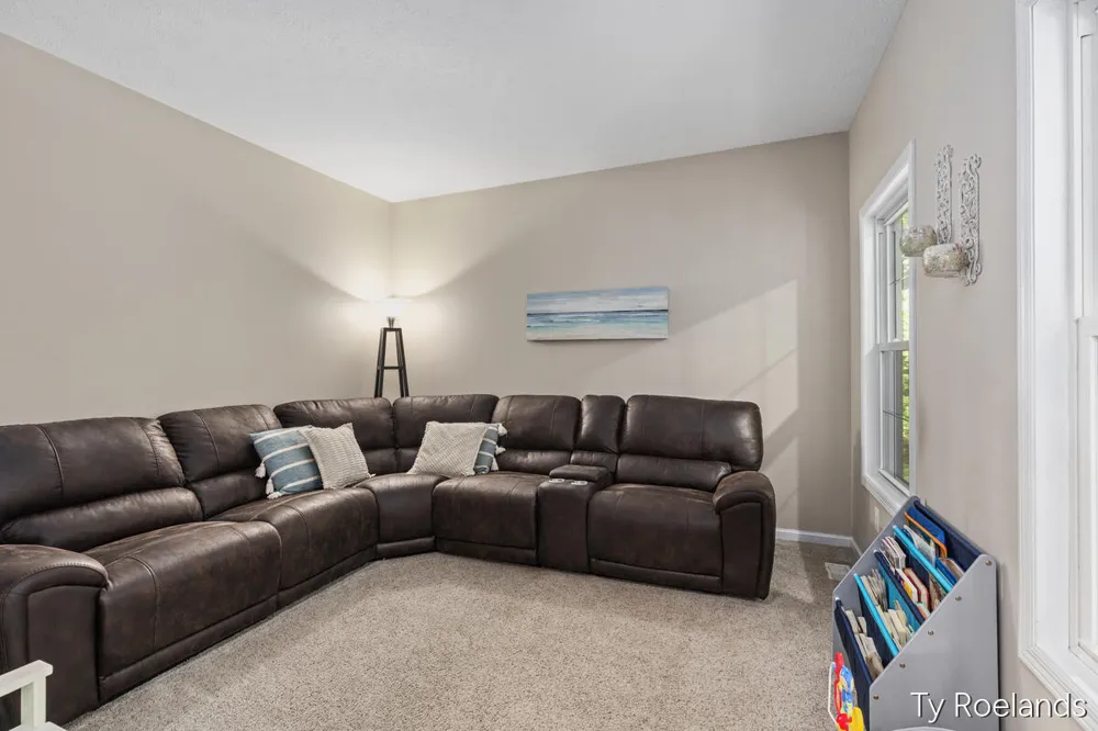99 Radny Drive SE Lowell, MI 49331