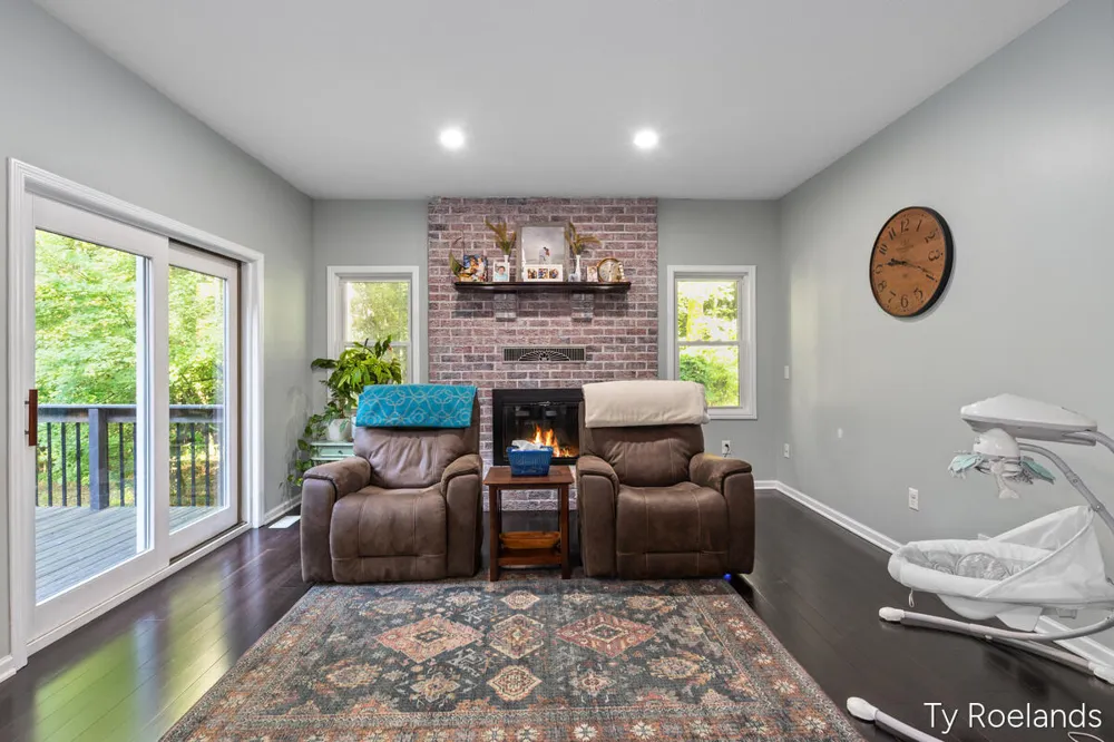 99 Radny Drive SE Lowell, MI 49331