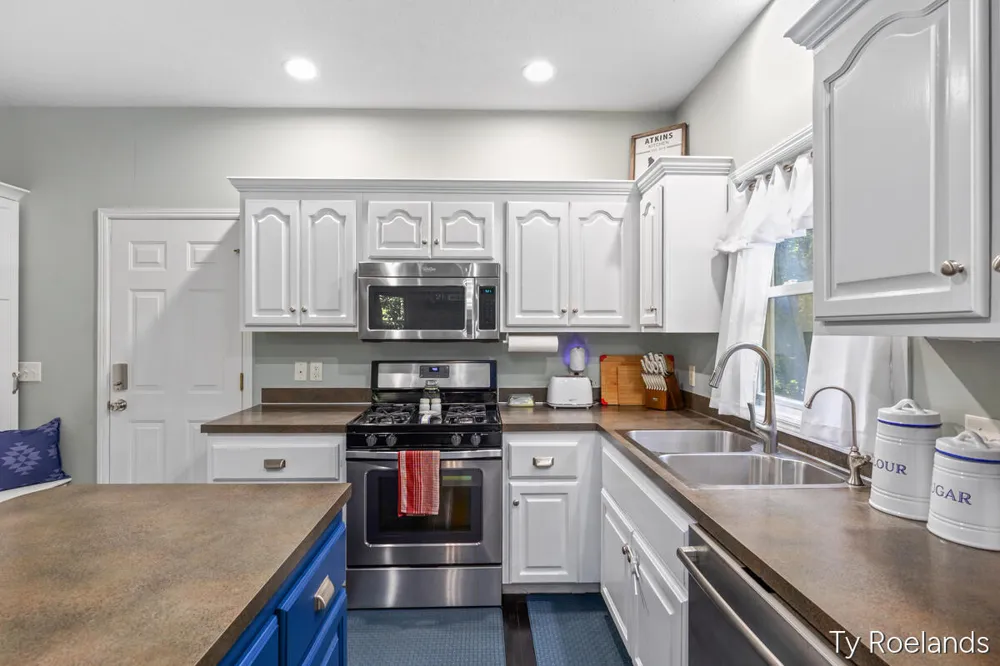 99 Radny Drive SE Lowell, MI 49331
