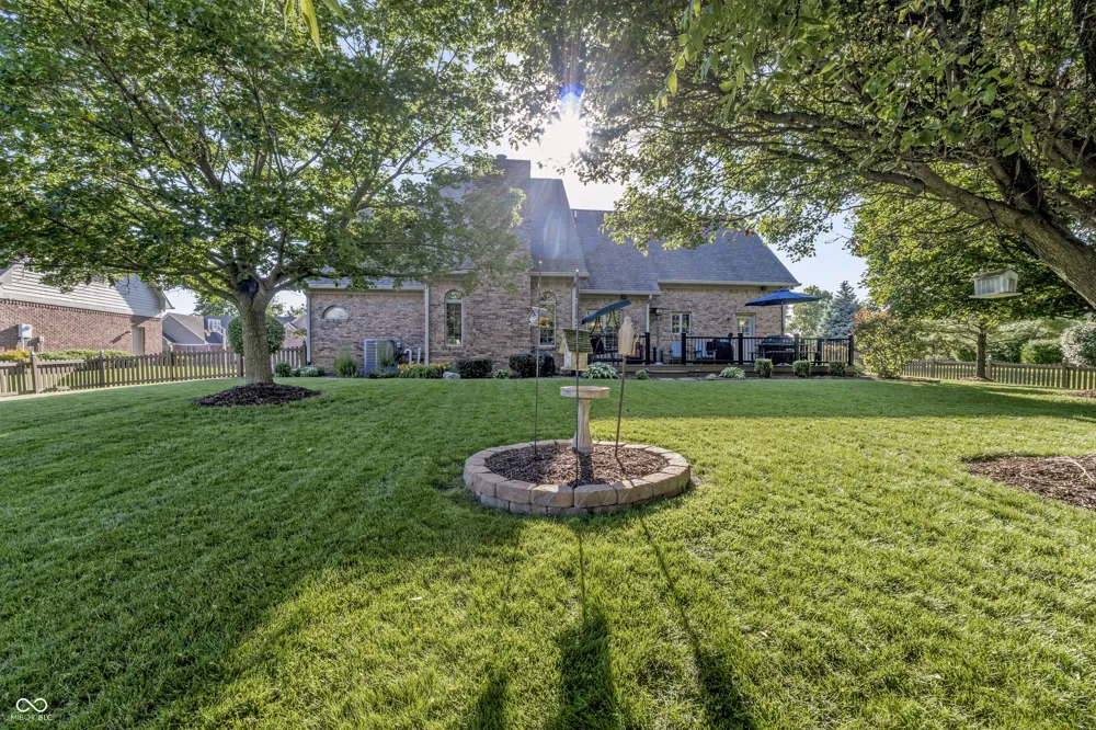 1187 Forest Commons Drive Avon, IN 46123