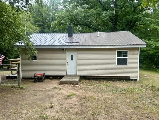 3445 Kilgore Road Luther, MI 49656