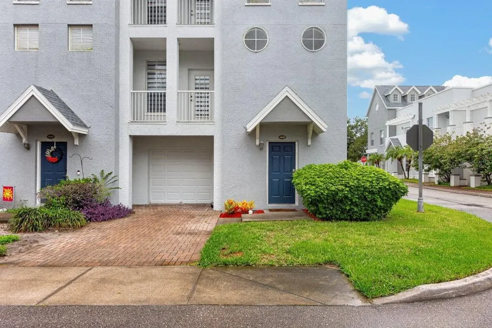 4546 BAY SPRING COURT Tampa, FL 33611