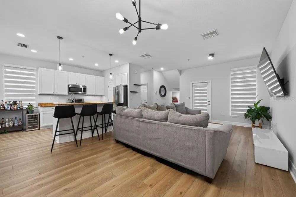 4546 BAY SPRING COURT Tampa, FL 33611