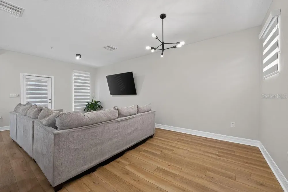 4546 BAY SPRING COURT Tampa, FL 33611