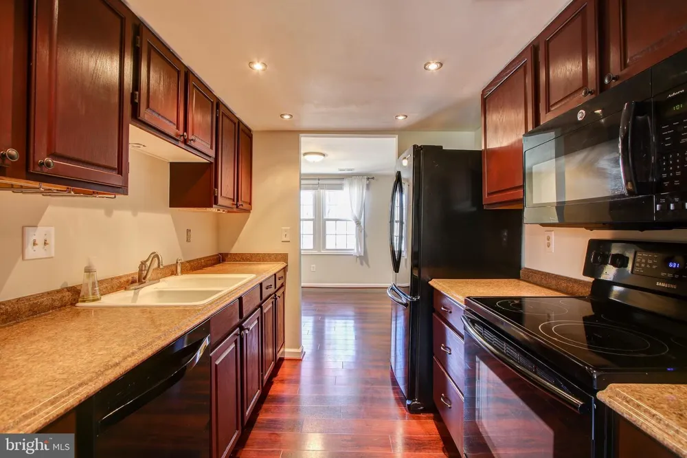 6324 LIGHTBURN COURT Centreville, VA 20121