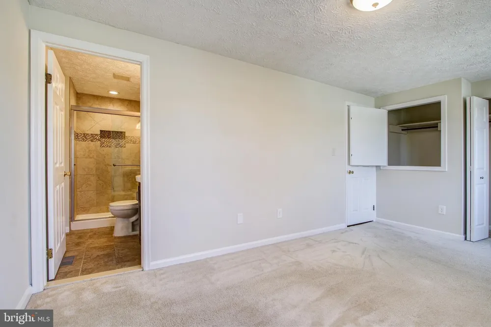 6324 LIGHTBURN COURT Centreville, VA 20121