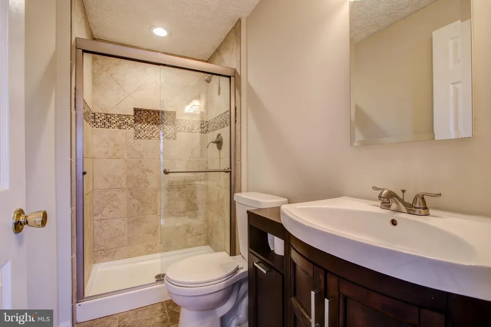 6324 LIGHTBURN COURT Centreville, VA 20121