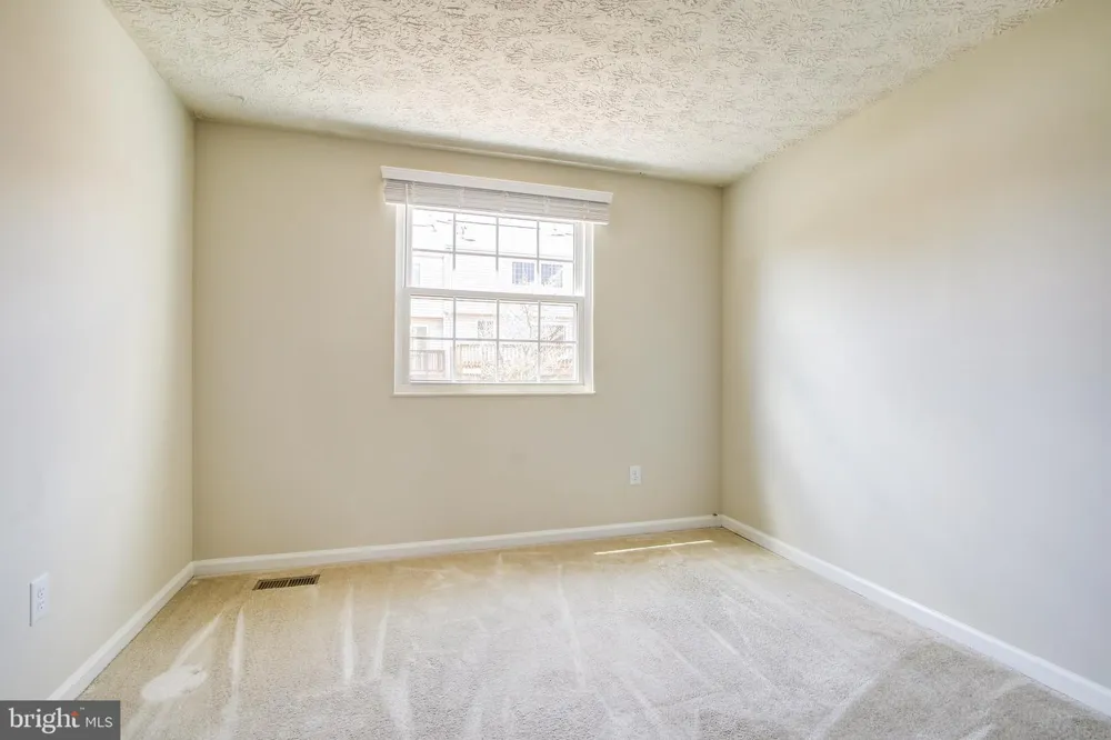6324 LIGHTBURN COURT Centreville, VA 20121
