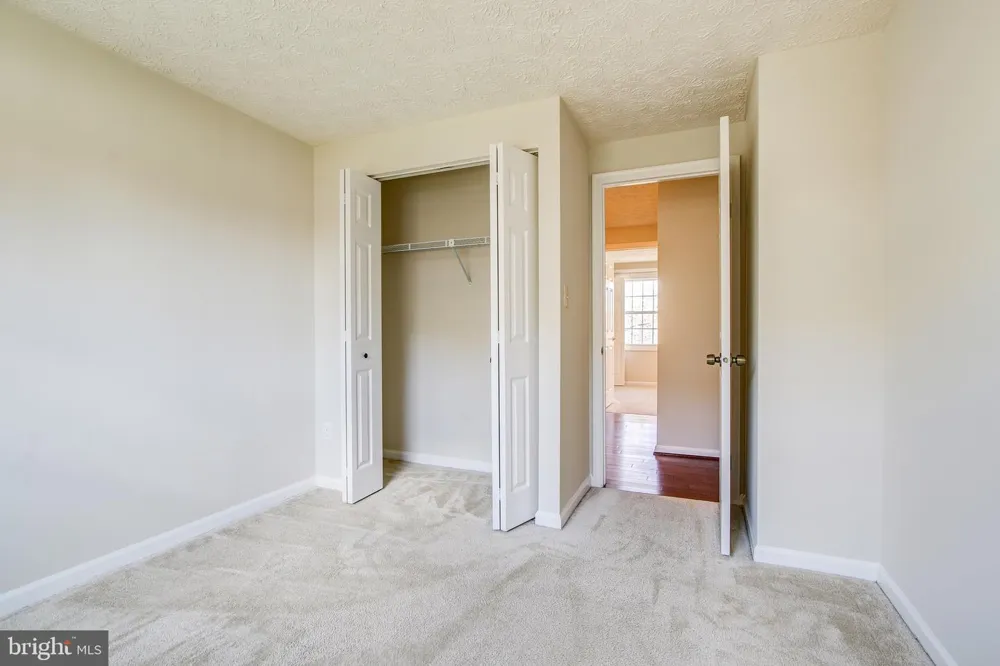 6324 LIGHTBURN COURT Centreville, VA 20121