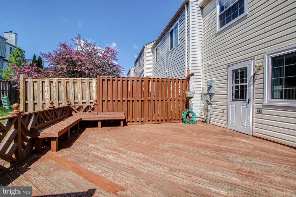 6324 LIGHTBURN COURT Centreville, VA 20121