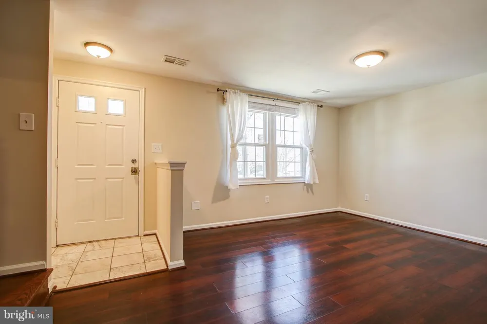 6324 LIGHTBURN COURT Centreville, VA 20121