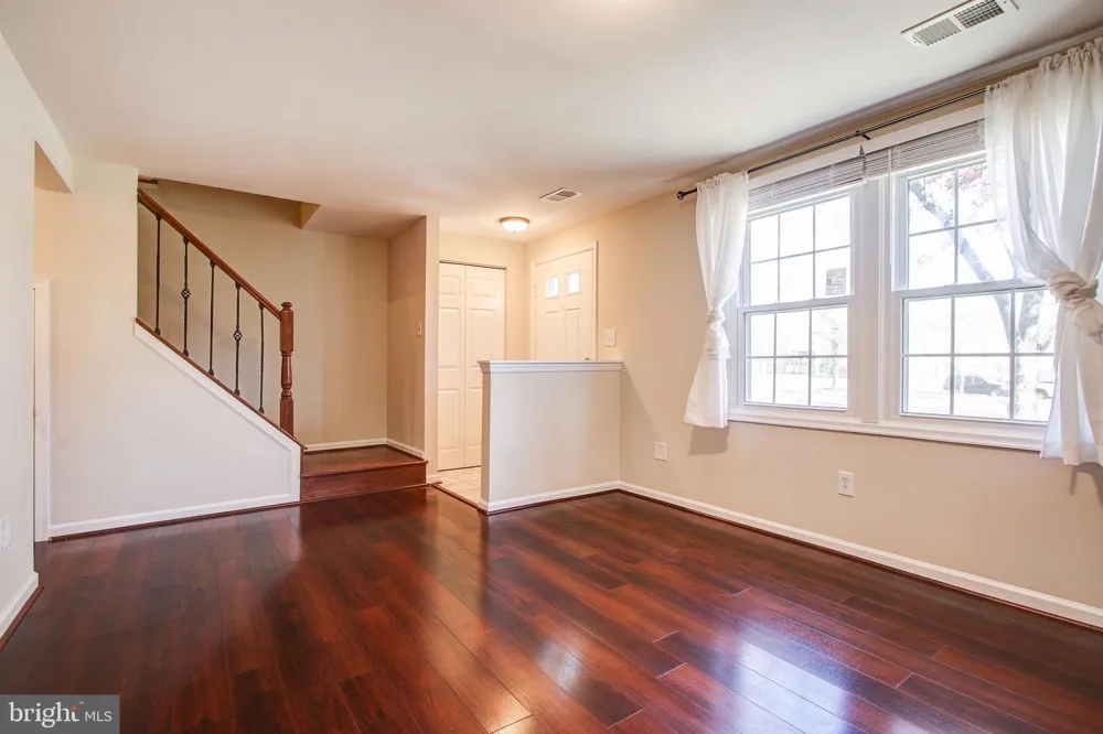 6324 LIGHTBURN COURT Centreville, VA 20121