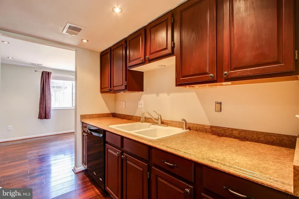 6324 LIGHTBURN COURT Centreville, VA 20121