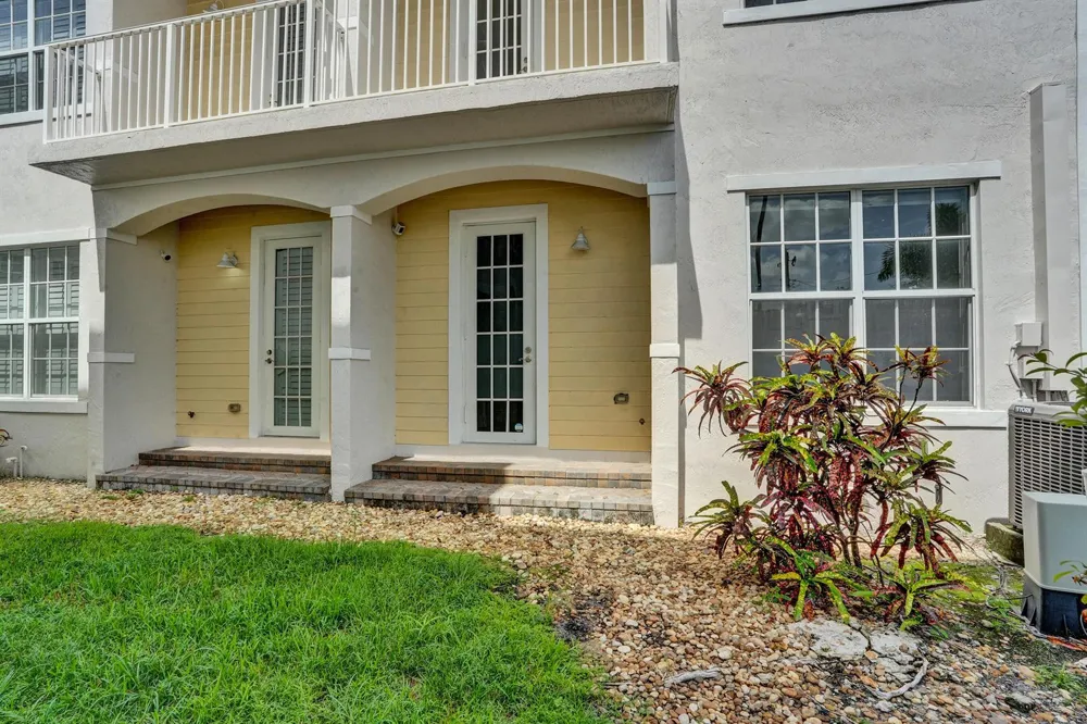 2730 Old Florida Trail #2730 Wilton Manors, FL 33334