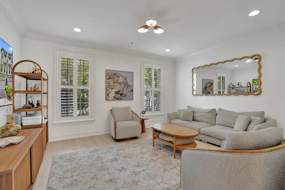 2730 Old Florida Trail #2730 Wilton Manors, FL 33334
