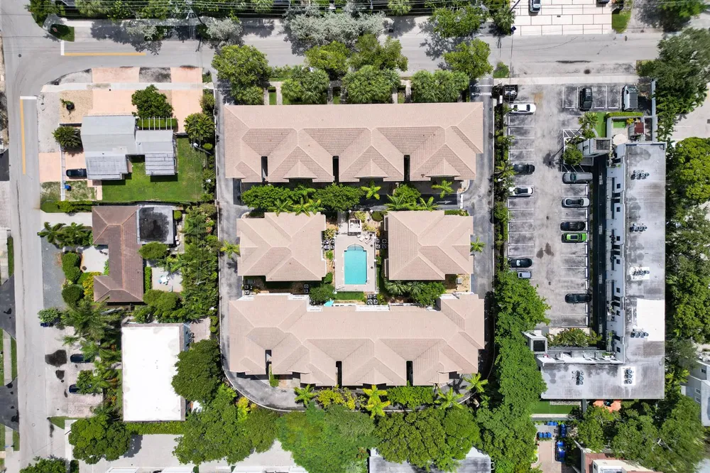 2730 Old Florida Trail #2730 Wilton Manors, FL 33334