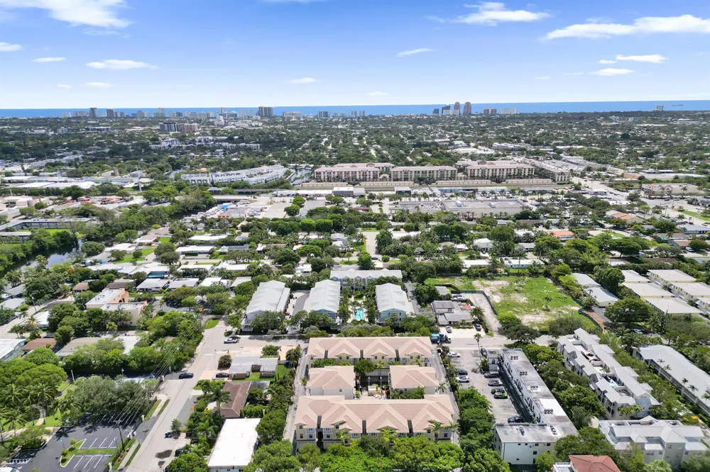 2730 Old Florida Trail #2730 Wilton Manors, FL 33334