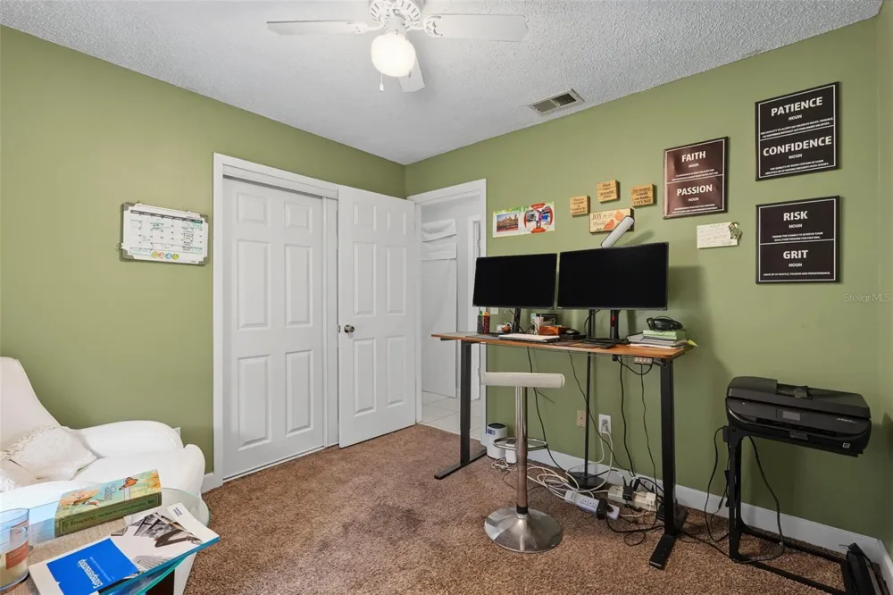 1318 LOUISIANA STREET Plant City, FL 33563