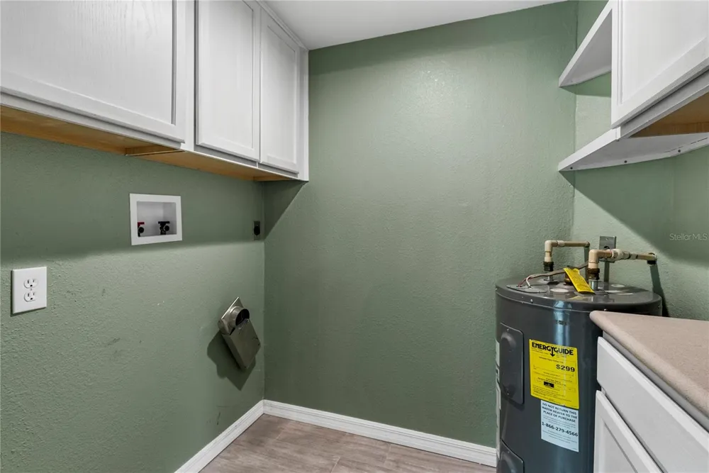 460 E 3RD STREET Chuluota, FL 32766