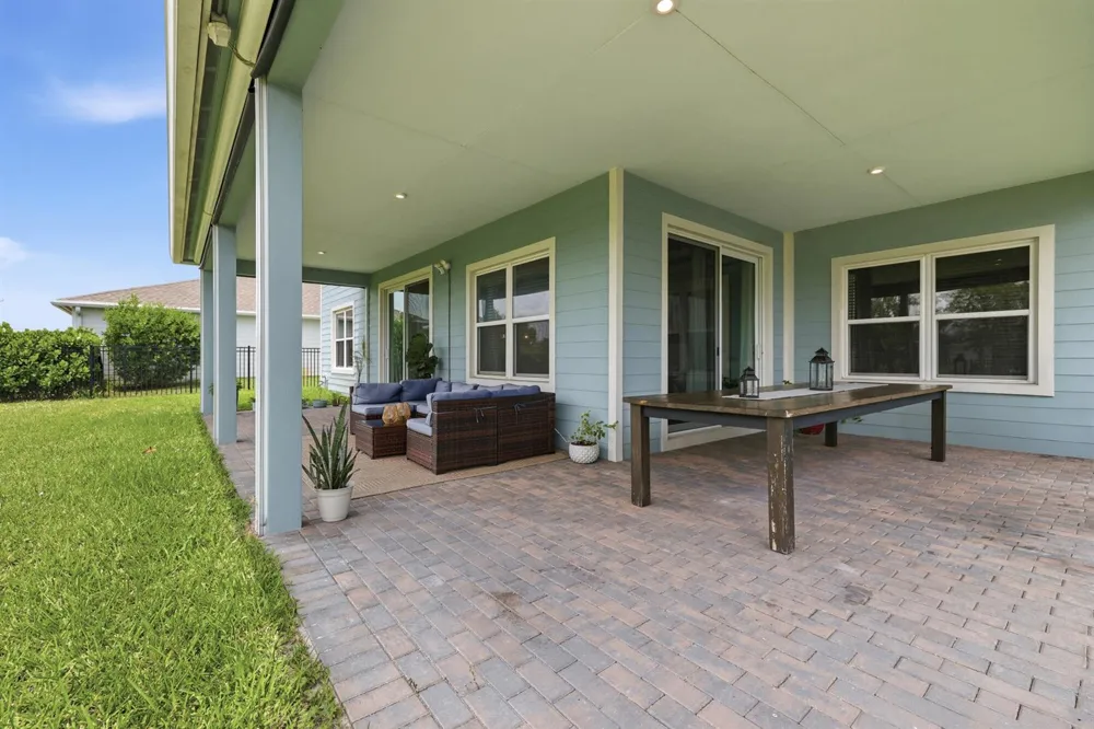1177 Harvester Crossing Loxahatchee, FL 33470