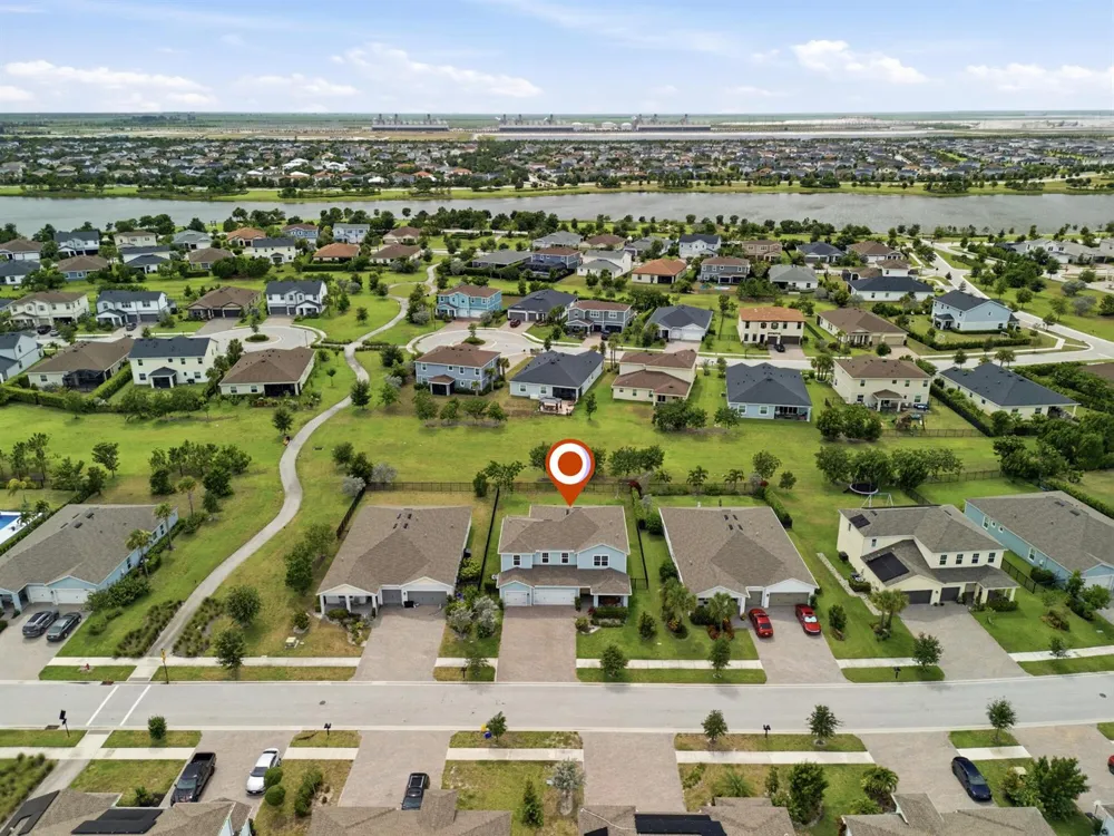 1177 Harvester Crossing Loxahatchee, FL 33470