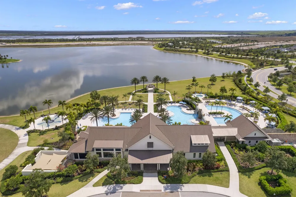 1177 Harvester Crossing Loxahatchee, FL 33470