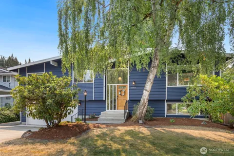 10913 NE 48th Street