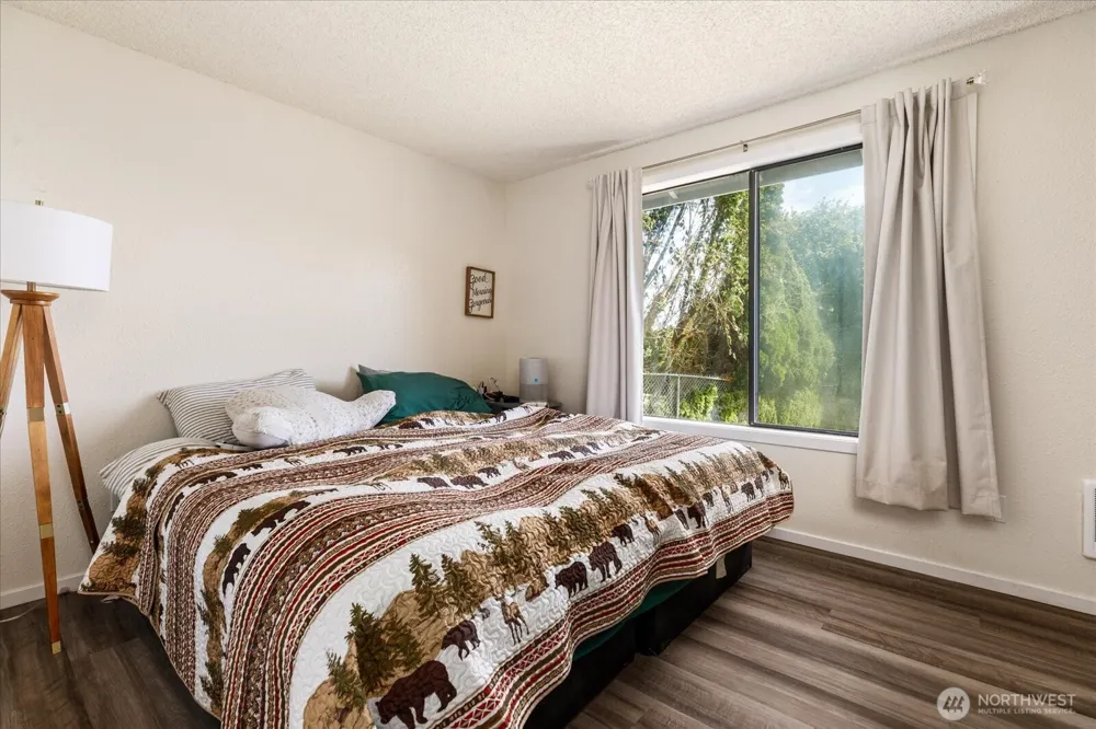 699 Maplewood Loop Oak Harbor, WA 98277