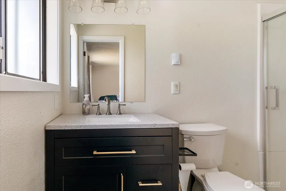 699 Maplewood Loop Oak Harbor, WA 98277