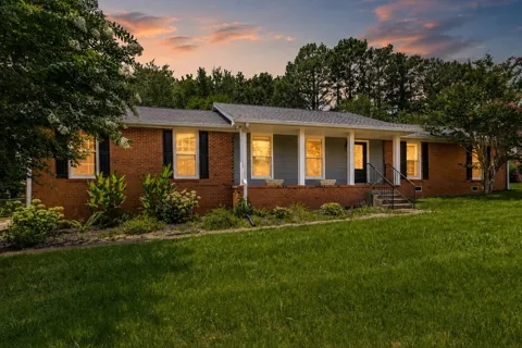 127 Sam Davis Dr
