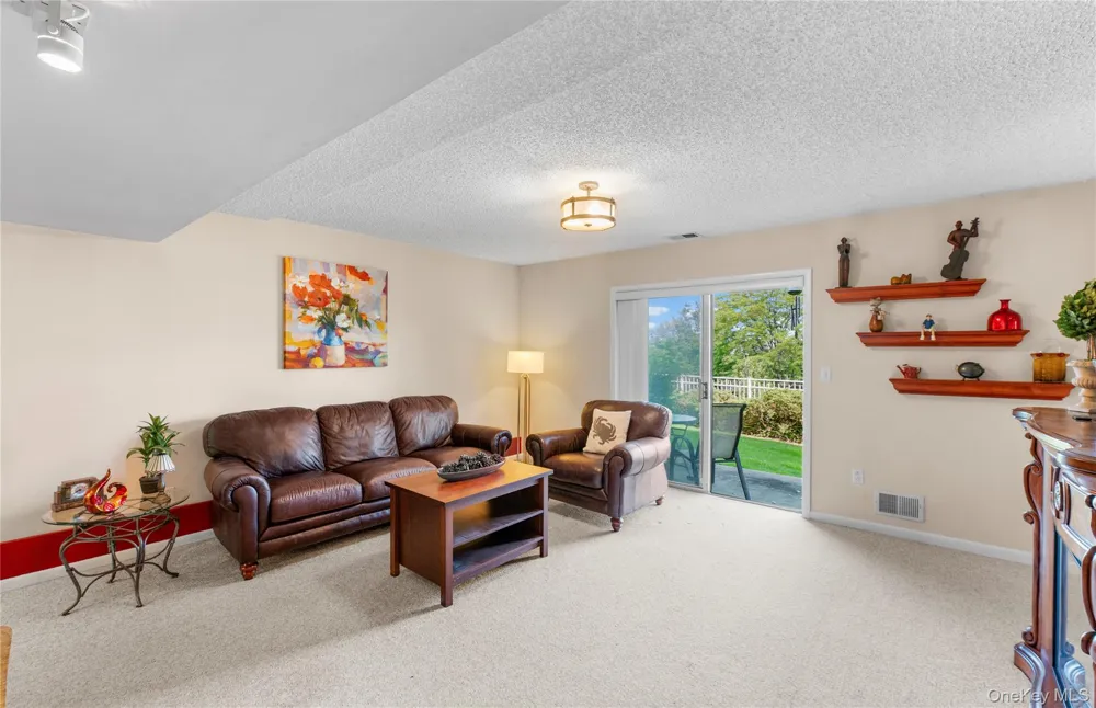 45 Eagle Ridge Way Nanuet, NY 10954