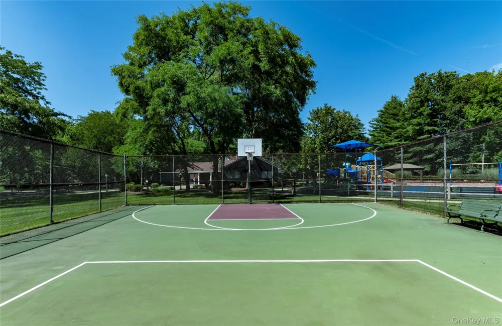 45 Eagle Ridge Way Nanuet, NY 10954