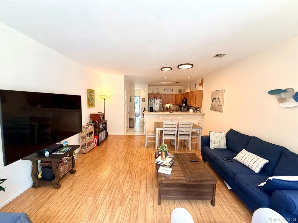 193 Windward Drive Port Jefferson, NY 11777