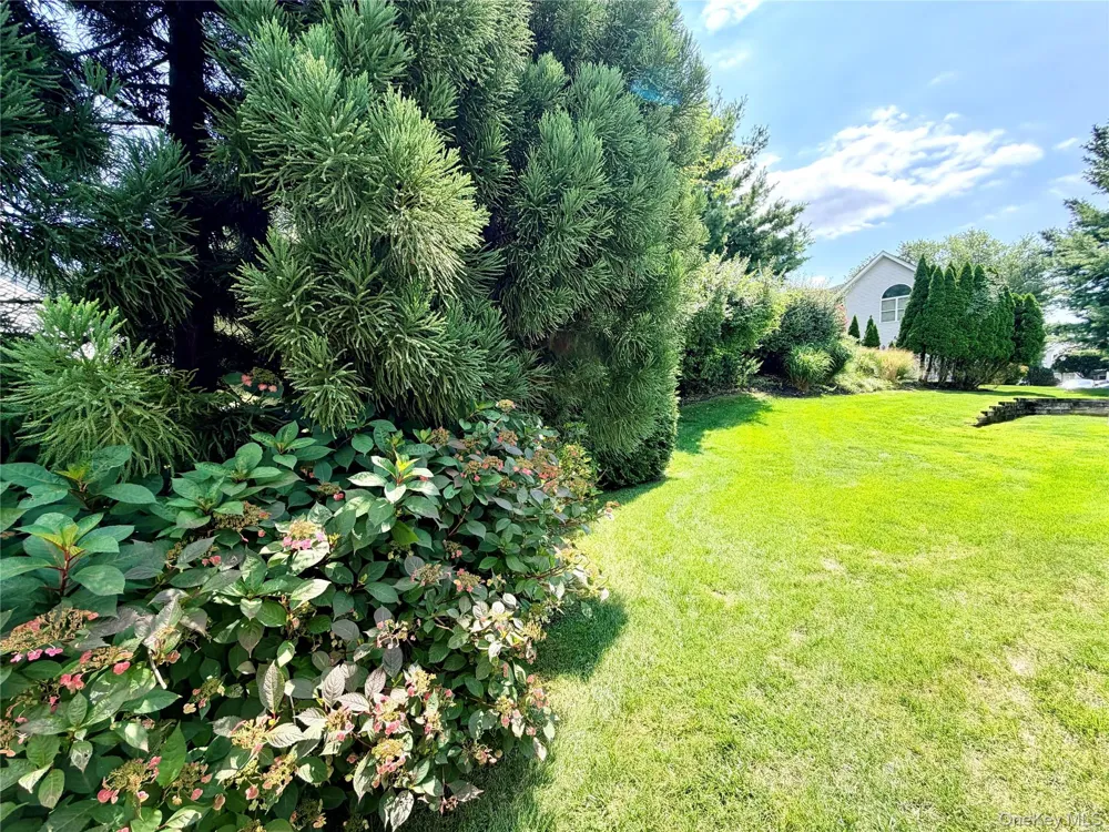 193 Windward Drive Port Jefferson, NY 11777