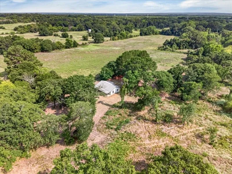 8846 County Road 2448 Tool, TX 75143