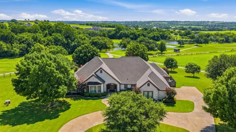 241 Pinnacle Peak Lane