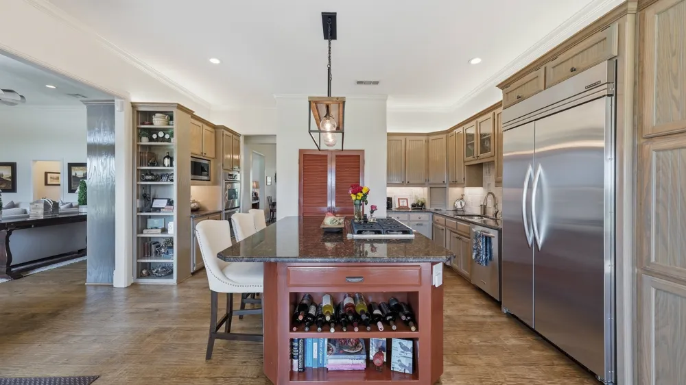 241 Pinnacle Peak Lane Weatherford, TX 76087