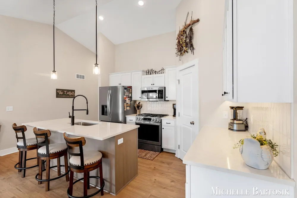 469 Seneca Ridge Drive Middleville, MI 49333